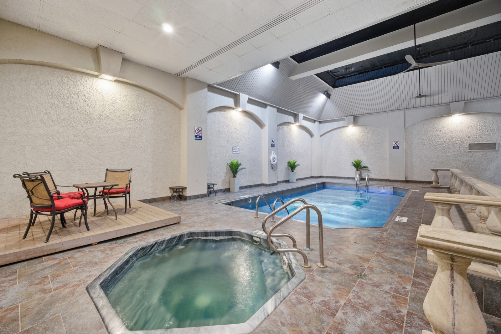 The spa beside the indoor pool