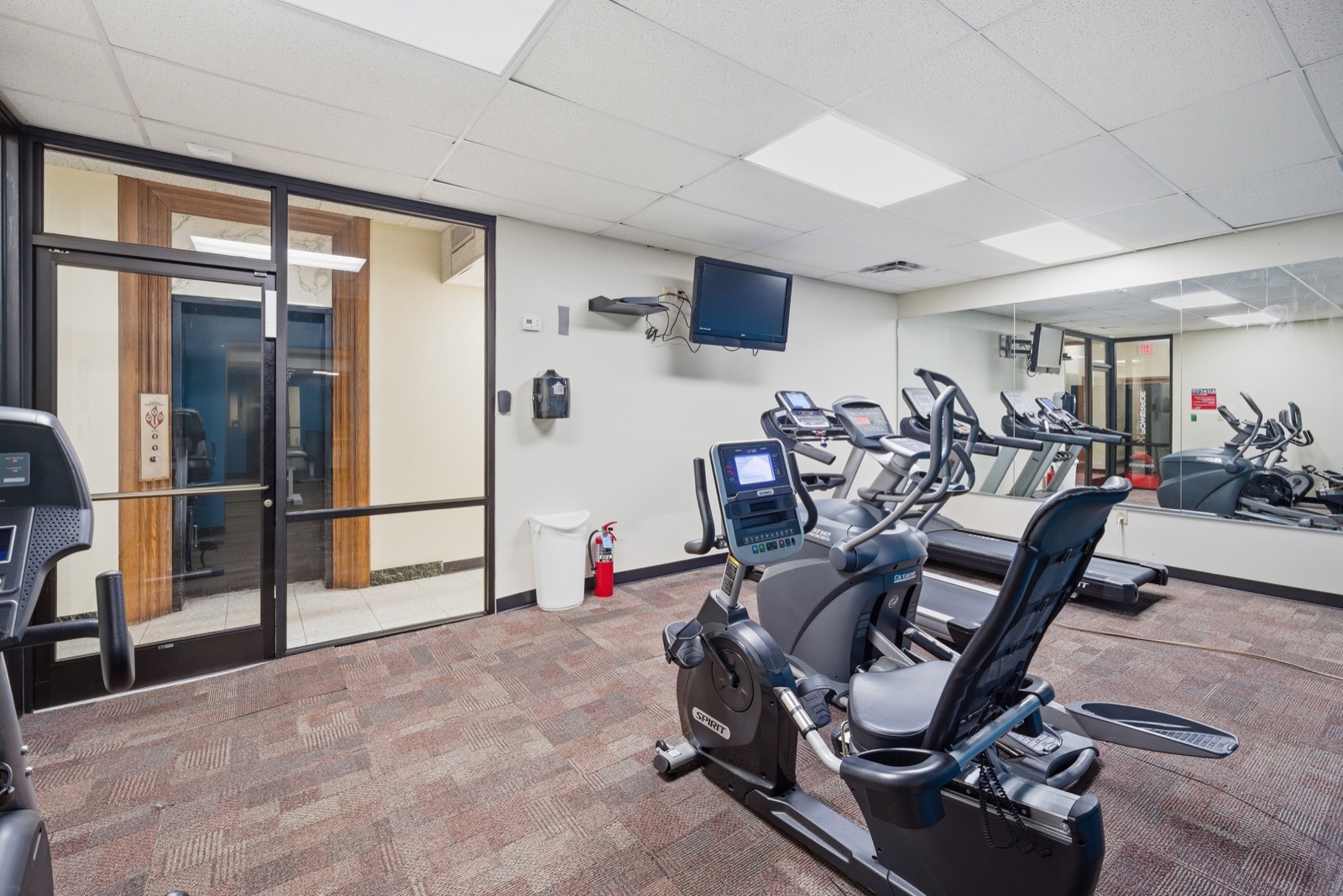 Building fitness center